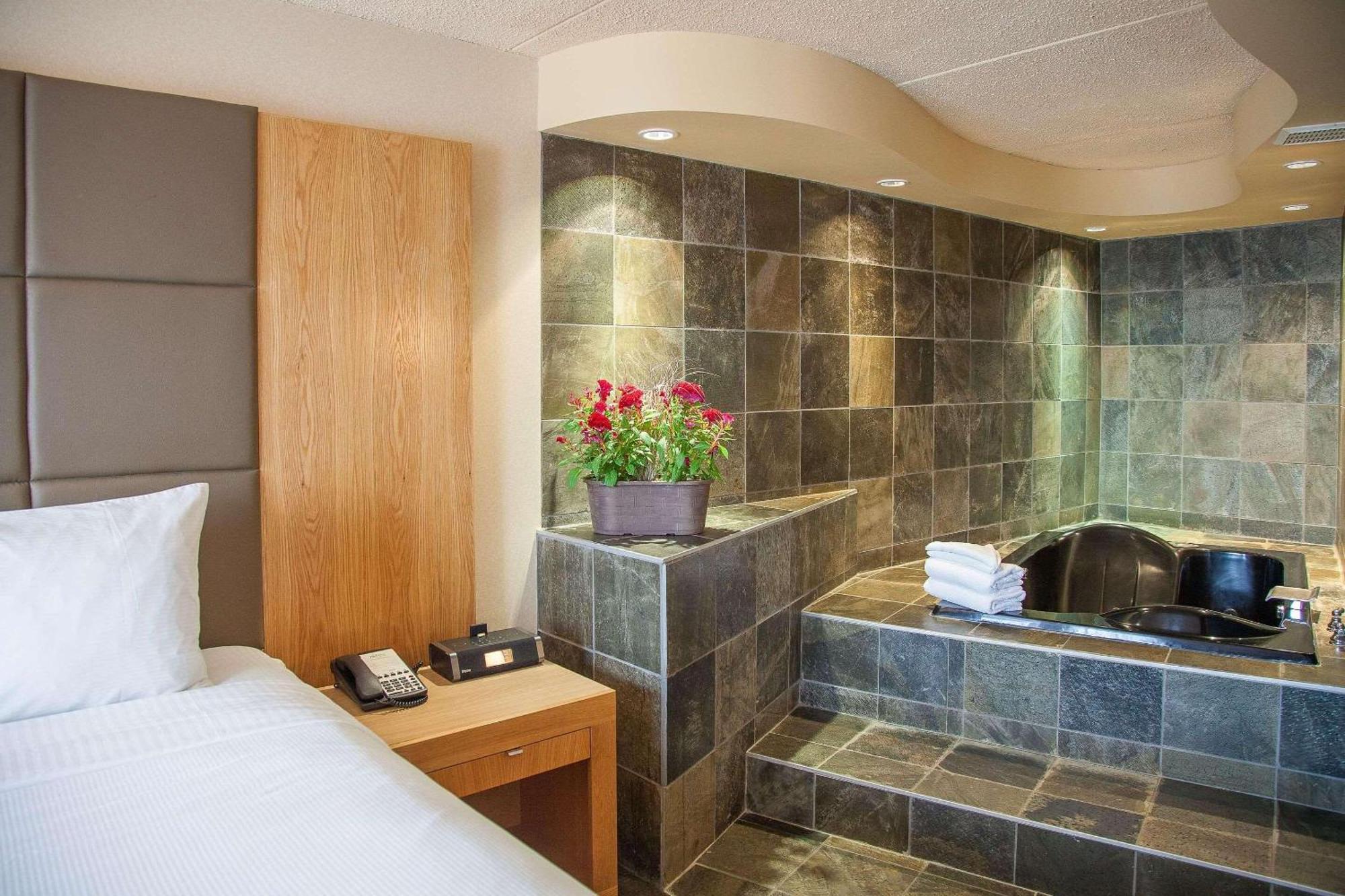 Ihotel & Conference Centre Hotel Red Deer