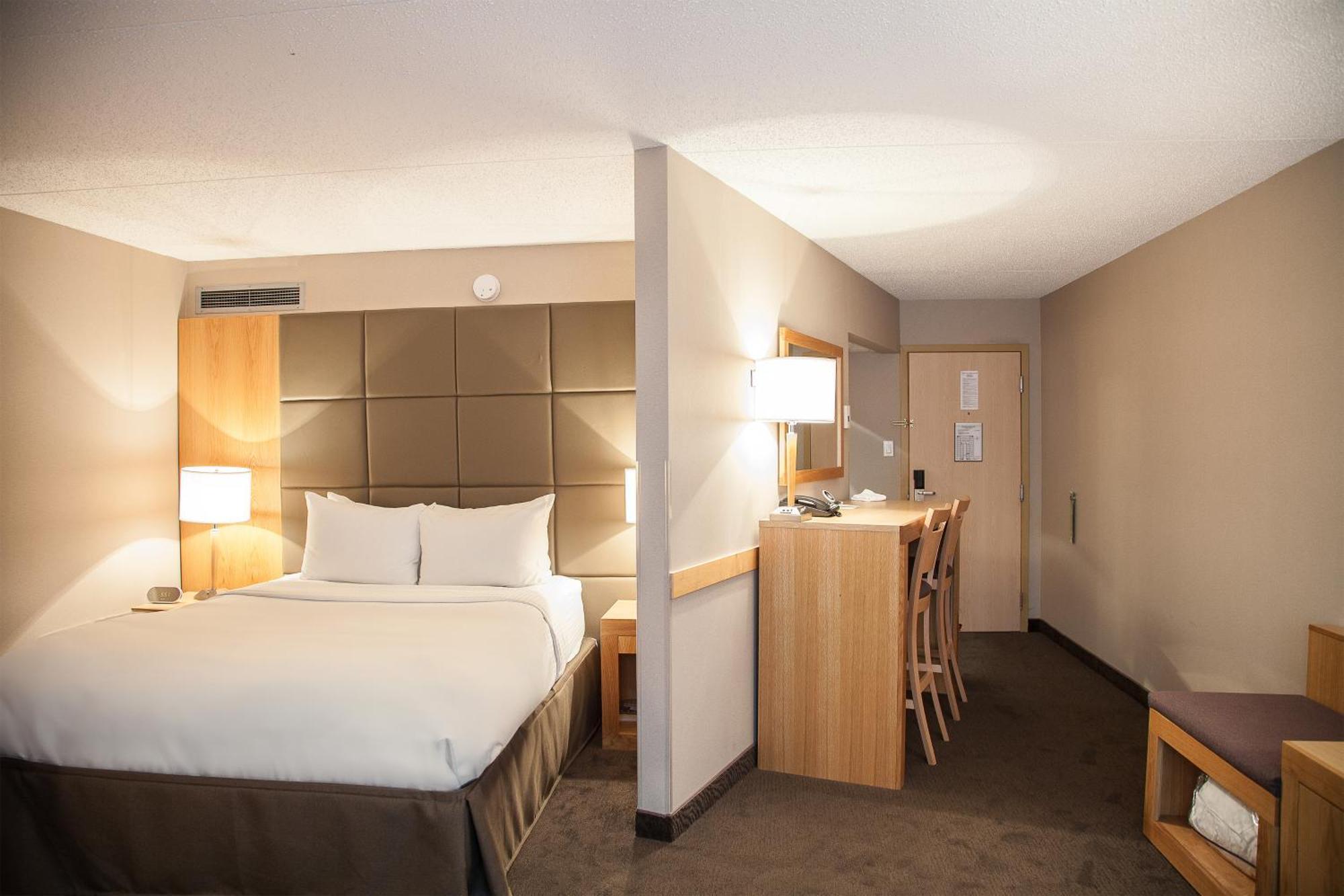 Ihotel & Conference Centre 3* Red Deer