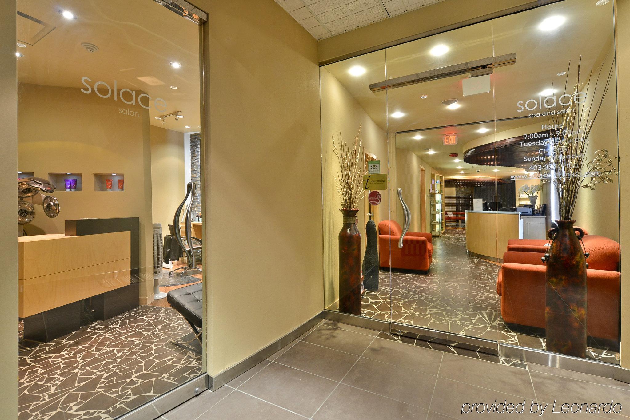 Ihotel & Conference Centre Hotel 3*