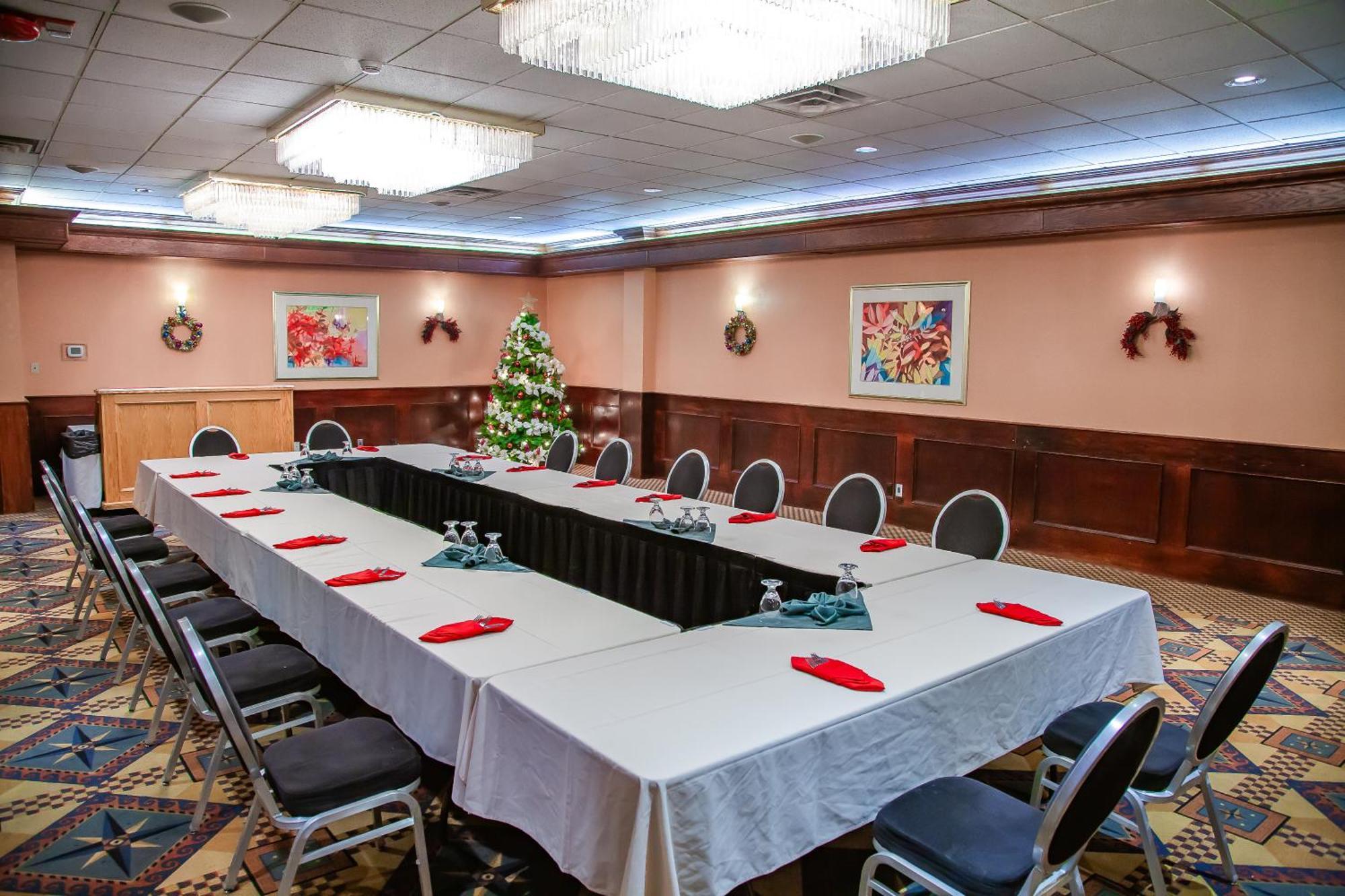 Hotel Ihotel & Conference Centre